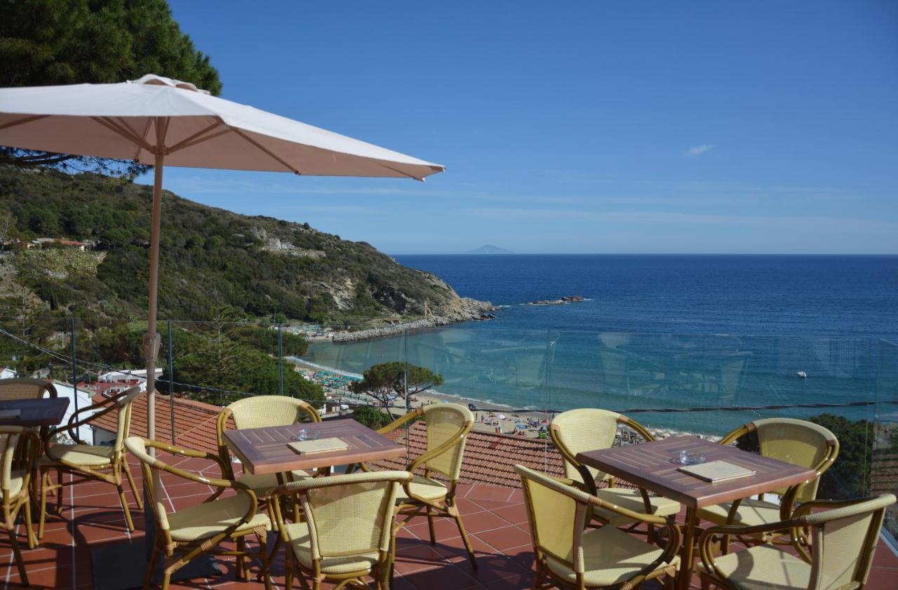 Hotel Baia Imperiale Spiaggia di Cavoli Zewnętrze zdjęcie