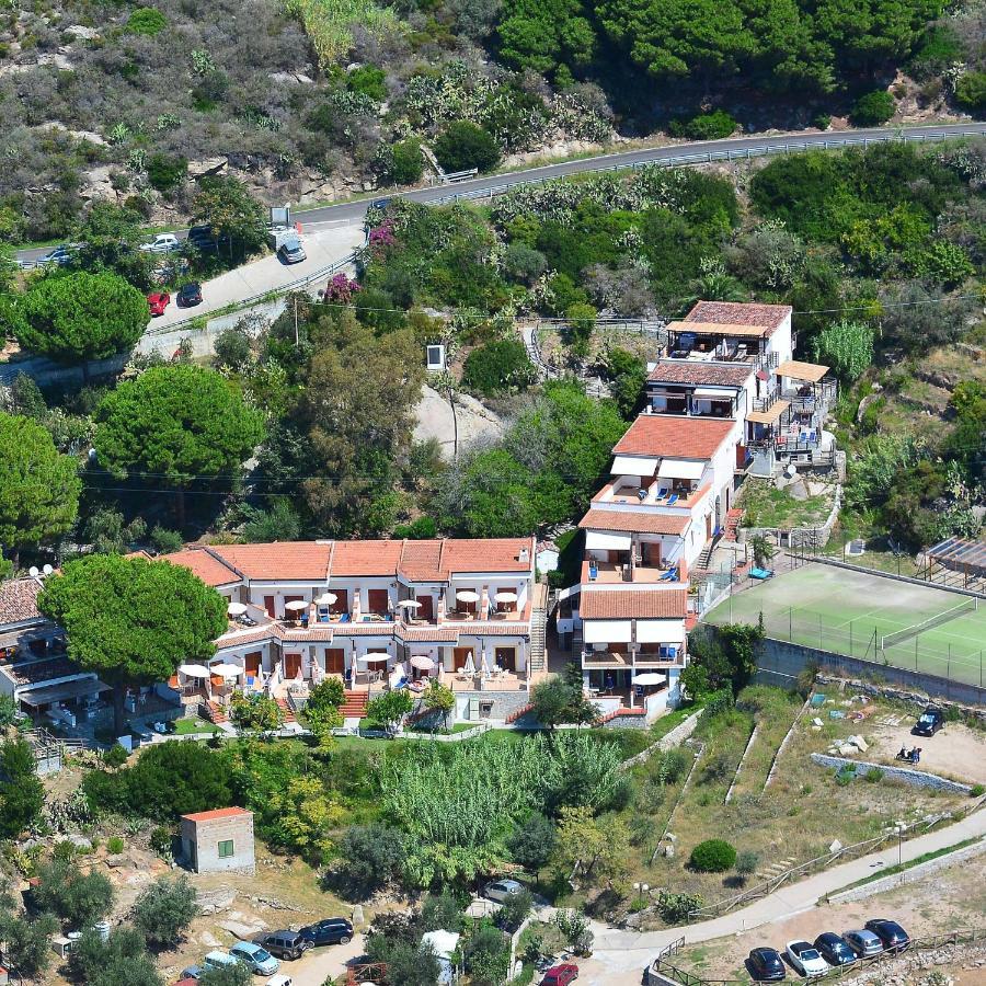 Hotel Baia Imperiale Spiaggia di Cavoli Zewnętrze zdjęcie