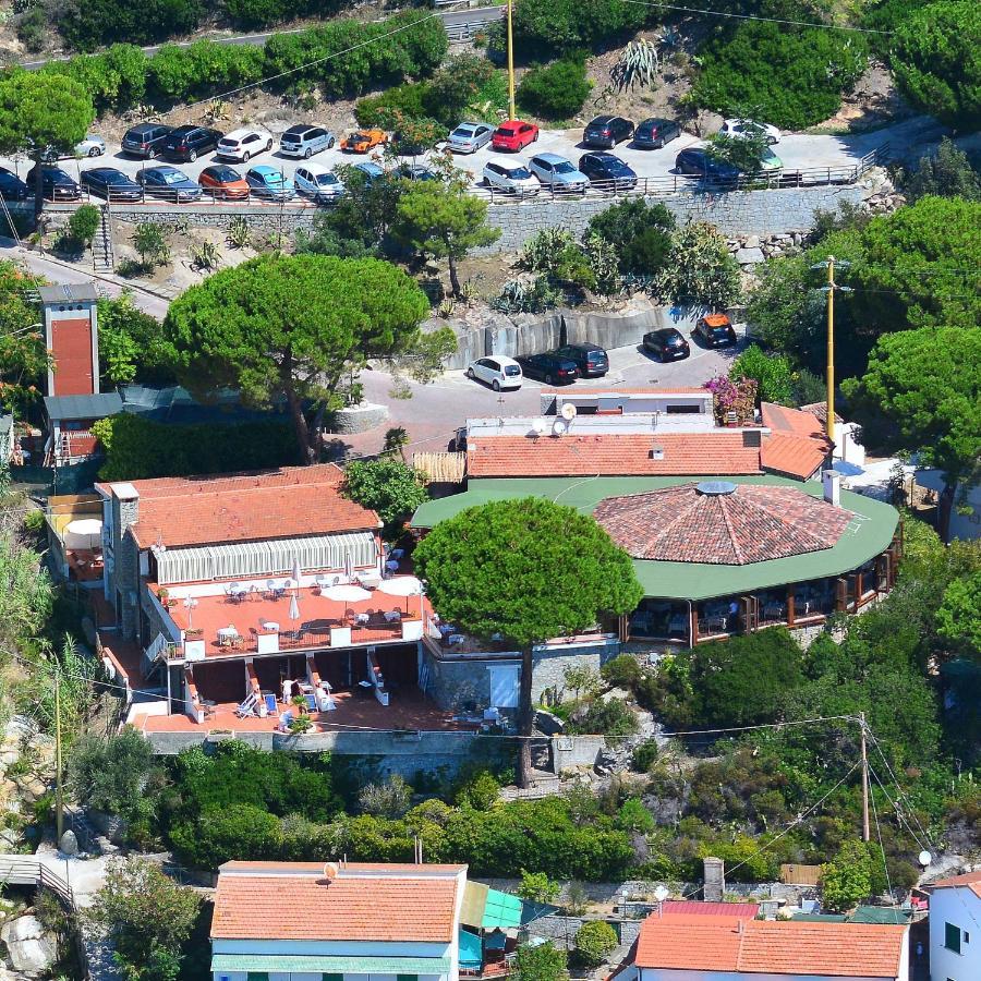 Hotel Baia Imperiale Spiaggia di Cavoli Zewnętrze zdjęcie