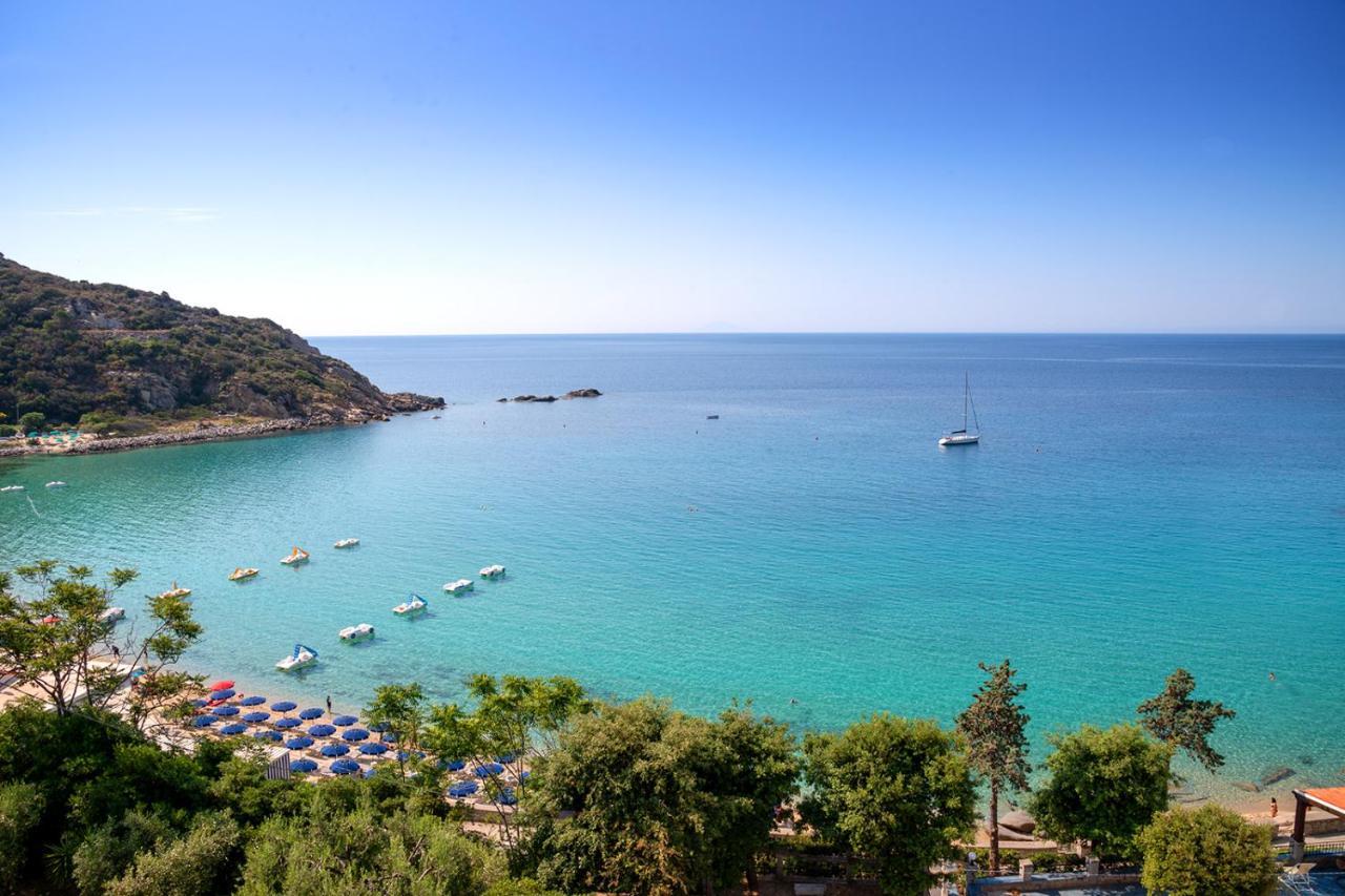 Hotel Baia Imperiale Spiaggia di Cavoli Zewnętrze zdjęcie